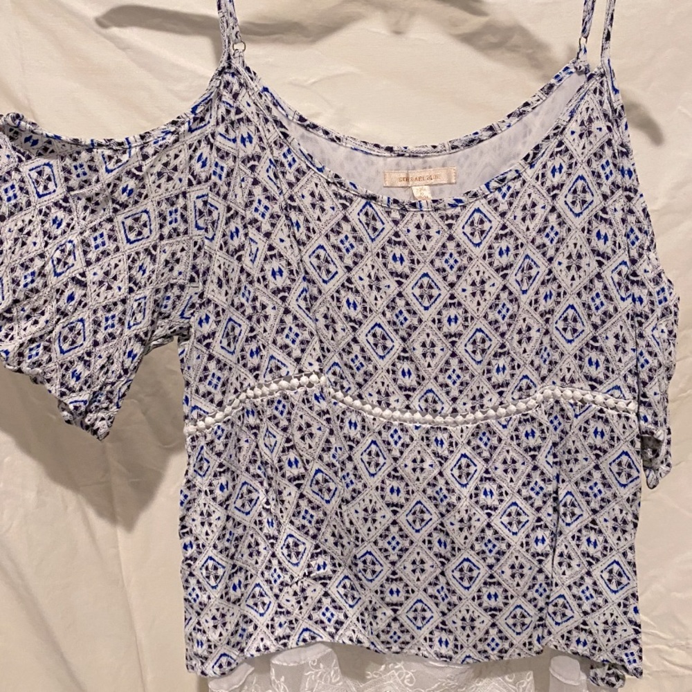 “Cold” shoulder blouse